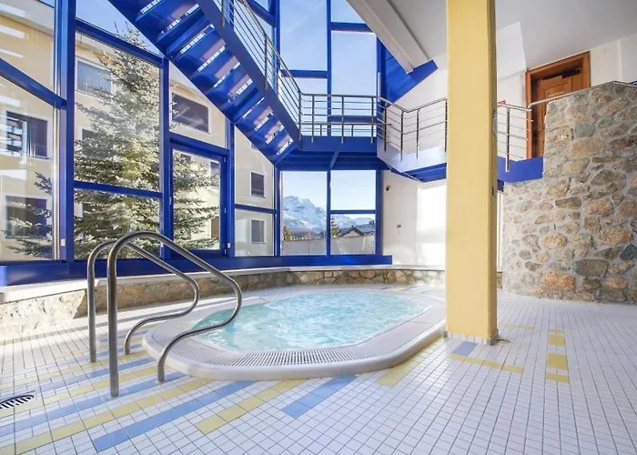 Presso Europa Apartman St. Moritz
